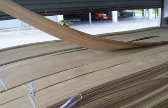 La madera contrachapada de madera de la chapa cubre el corte cuarto chapea el grueso natural de Brown 0.5m m