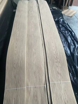 Hojas de carilla de roble blanco de alta calidad cortadas en corona para madera contrachapada