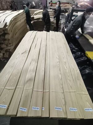 Hoja de veneer de olmo de alta calidad con corte de cuarto y corte de corona para muebles y decoración