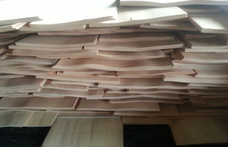 Hoja de chapa cocida al vapor europeo natural cortada madera contrachapada de madera de haya del corte