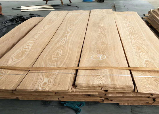 grueso Brown Ash Wood Crown Cut Veneer de 0.3m m 0.4m m para el MDF